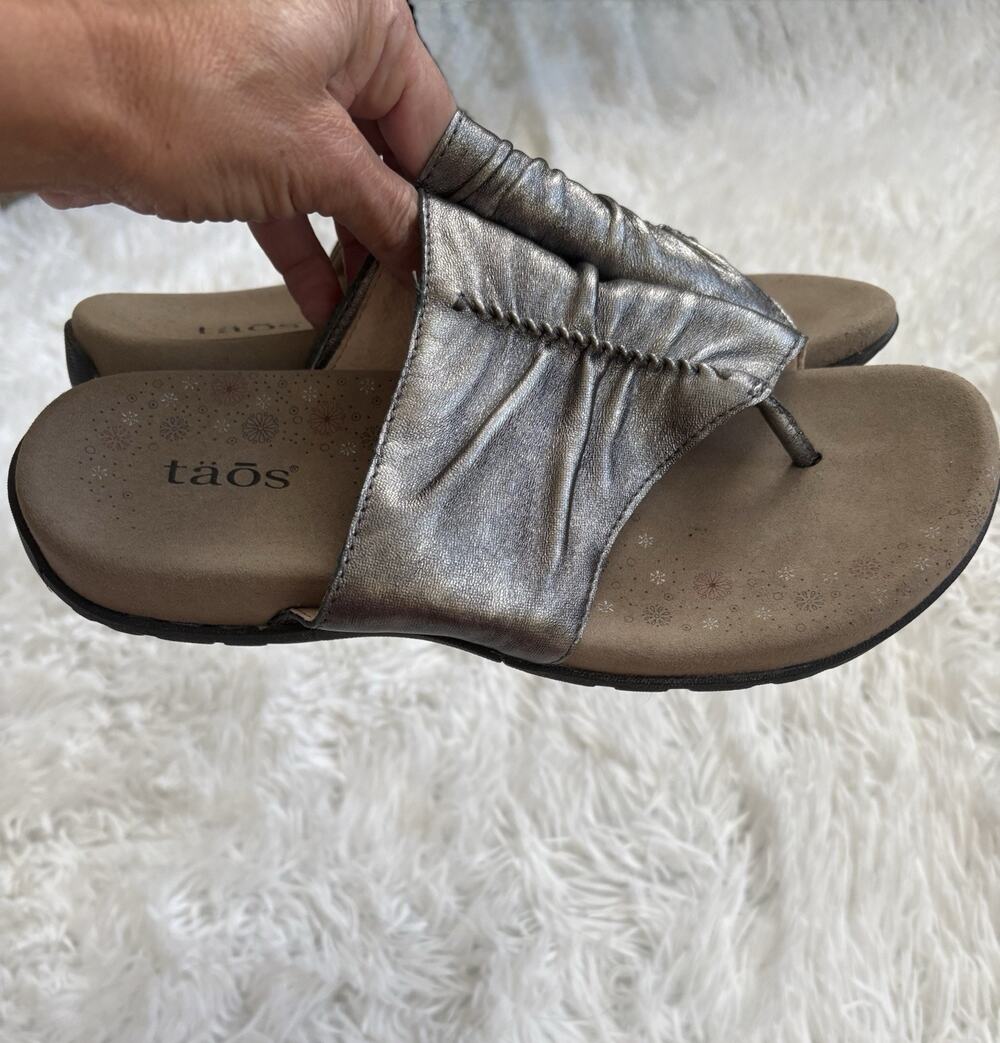 Taos Gift 2 Pewter Women’s 7 Classic Sandal. Exc. Quality, Fantastic Pair